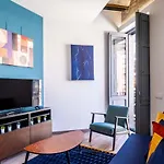 Well Lit And Creatively Designed Appartamento *